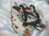 Chinelo decorado com Strass